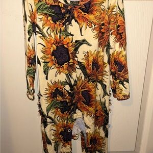 Posh Peanut Arev print romper